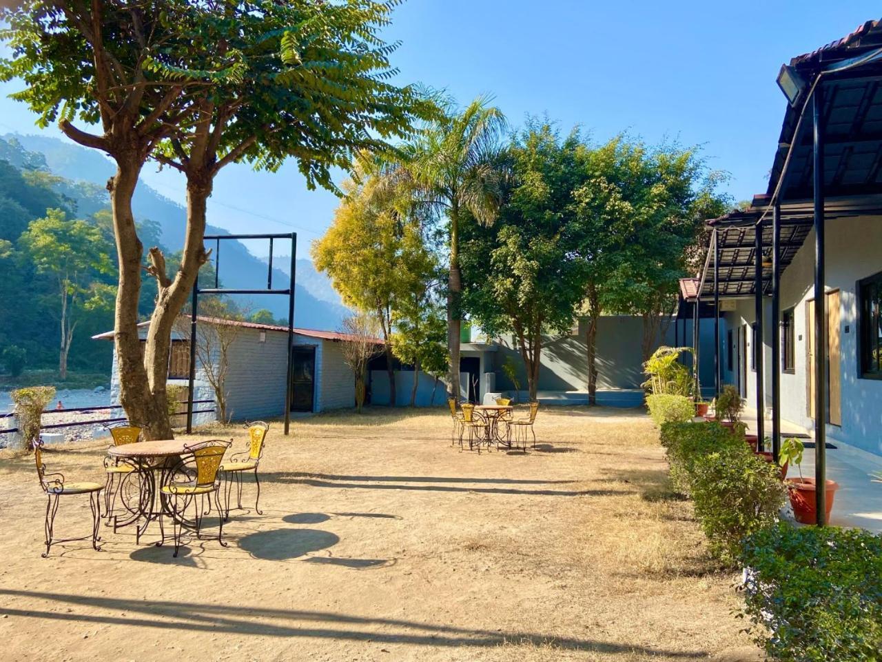 רישיקש Euphoric River Resort מראה חיצוני תמונה