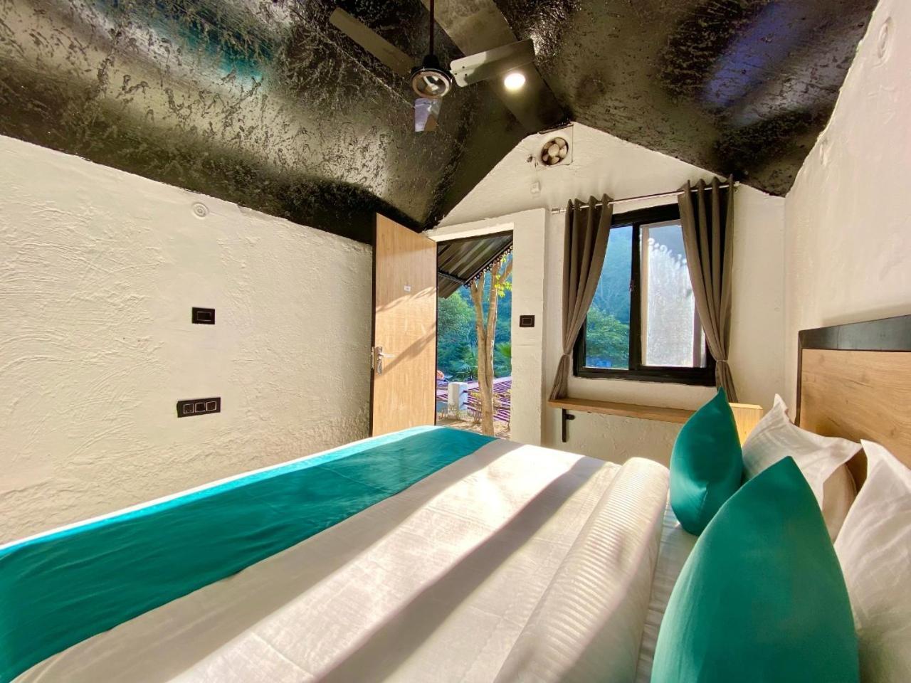 רישיקש Euphoric River Resort מראה חיצוני תמונה
